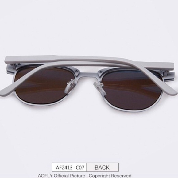 Mirrored Sunglasses - Picture 4 of 6